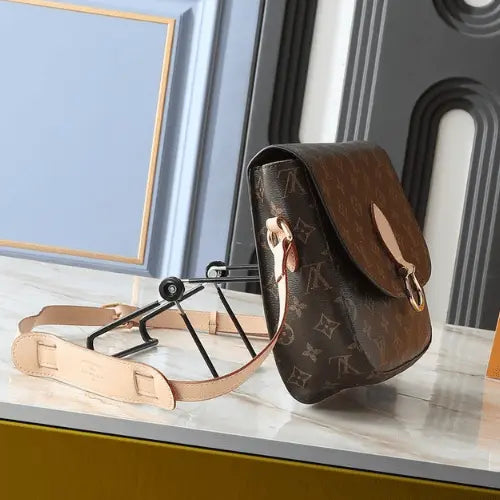Louis Vuitton Monogram Saint-Cloud